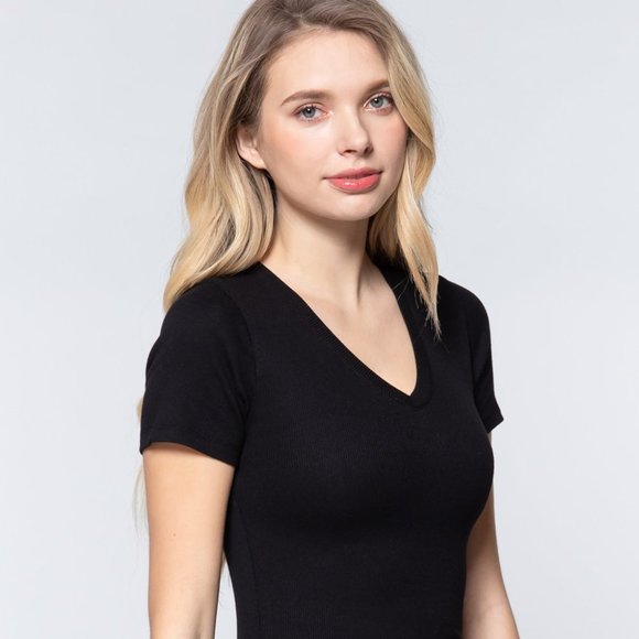 Short Sleeve V-Neck Rib Top - Picture 3 of 3